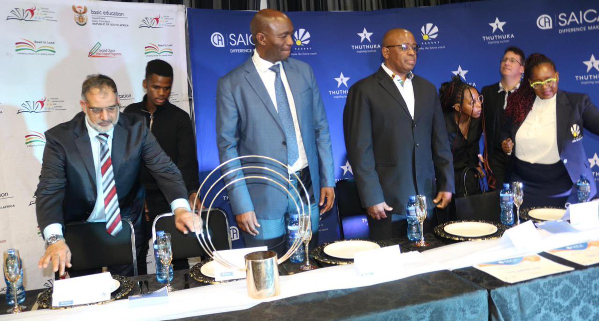 HubertMweli's tweet image. Our team supported the Gauteng SAICA camp hosted by the Prestige College in Hammanskraal with 300 Grade 12 learners and the biggest camp of 410 learners in KZN held at Anton Lembede Maths, Science and Technology Academy in Durban. We appreciate the contribution by @saica 🙏