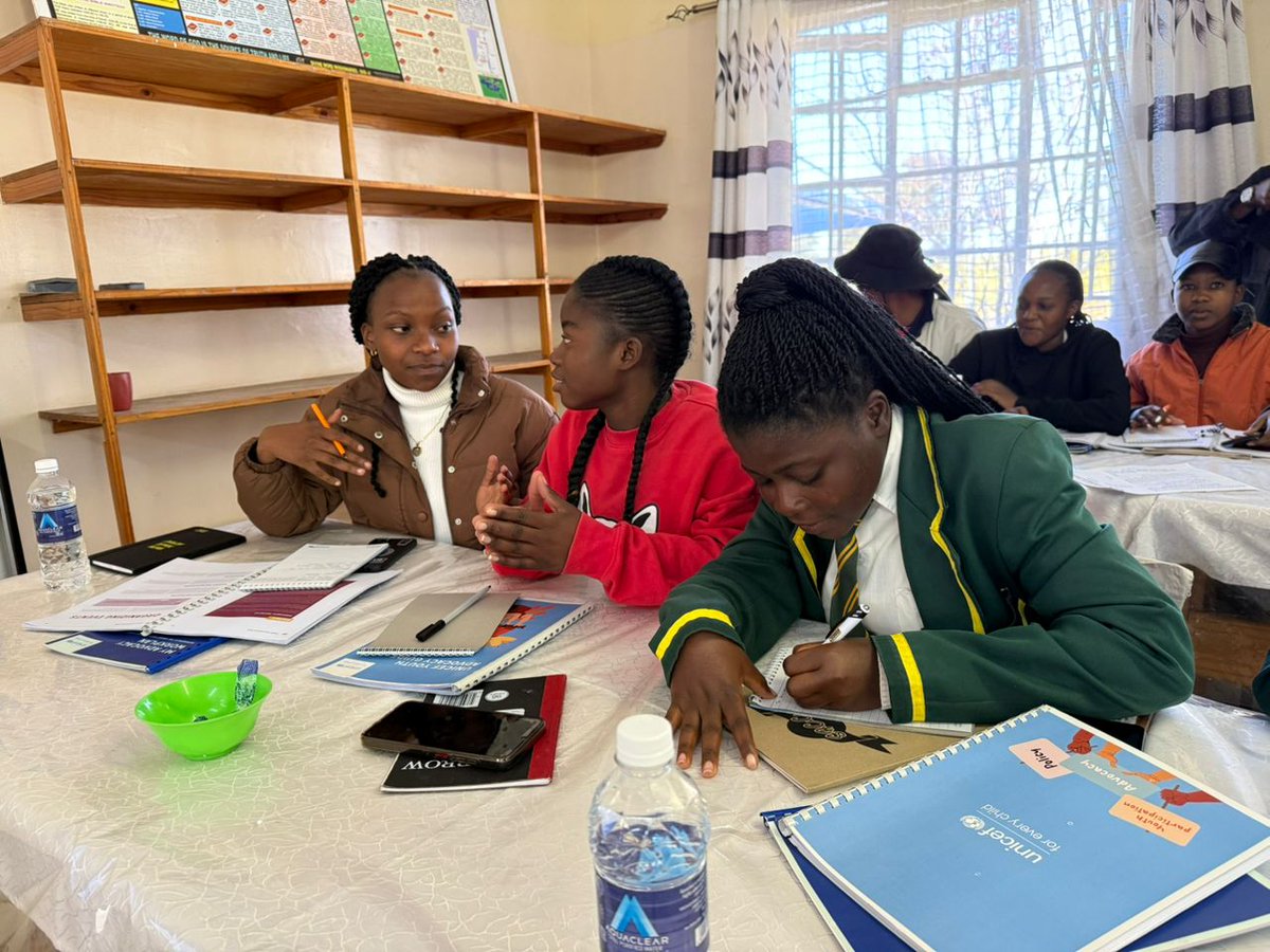 UNICEFZIMBABWE's tweet image. Youth advocacy training on climate action is underway for 40 young people from Beitbridge & Mangwe districts under the #KOICA supported prog. The training aims at building their knowledge, skills & capacity on advocacy & climate change, creating a network of youth leaders.