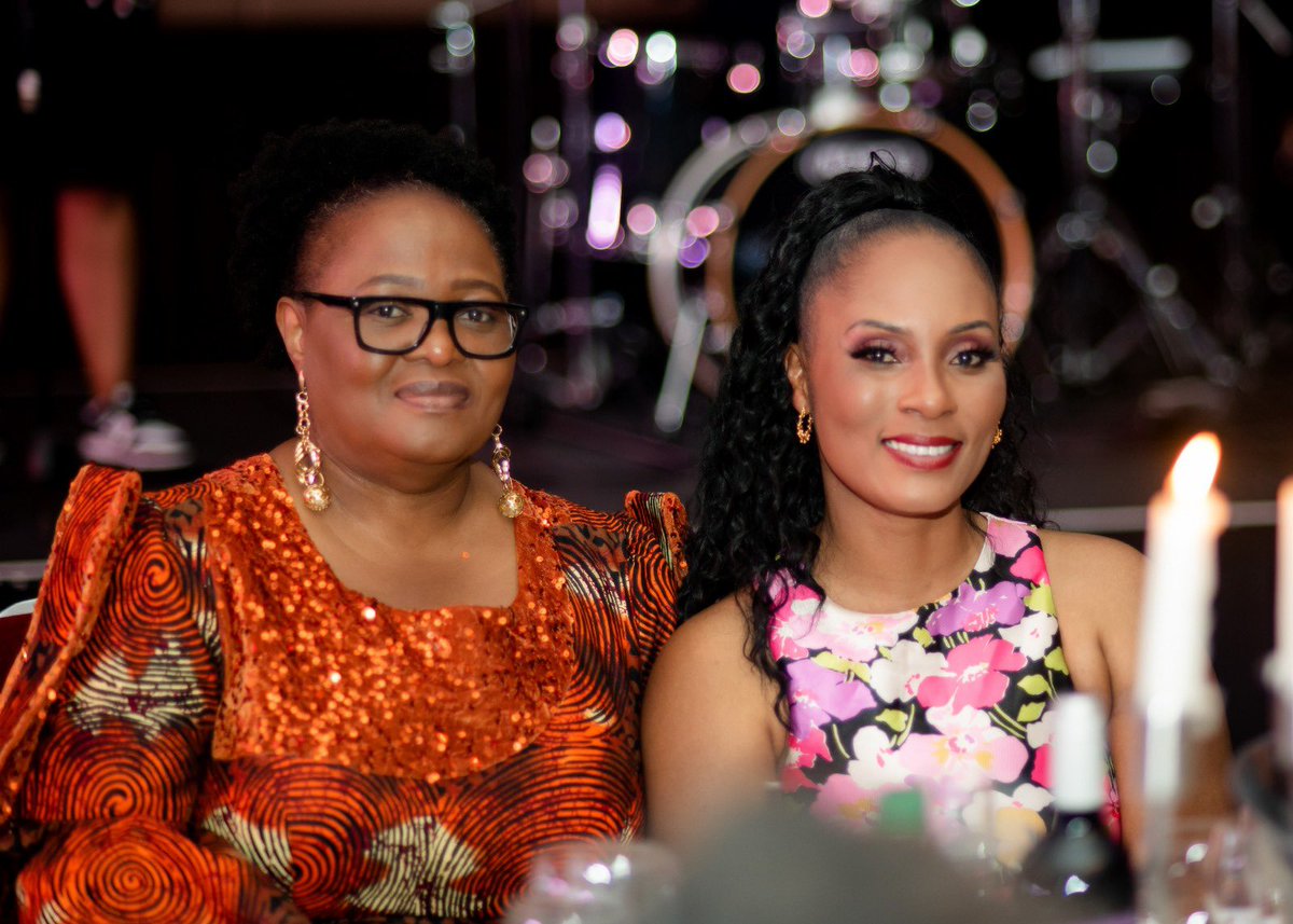 Celebrating Black Excellence in Healthcare 

#BlackHealthcareAwards recognise outstanding Black Caribbean &amp; African healthcare professionals across the UK. Hosted by Caribbean &amp; African Health Network. 

An awards night dedicated to celebrating innovation, leadership &amp; inspire