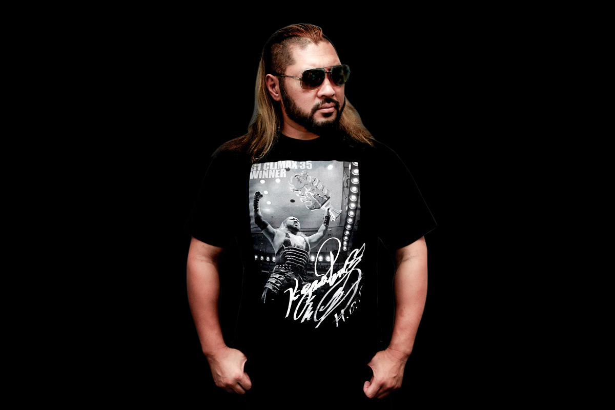 EVIL選手からの強引な要求により、 「G1 CLIMAX 35」優勝を記念したT