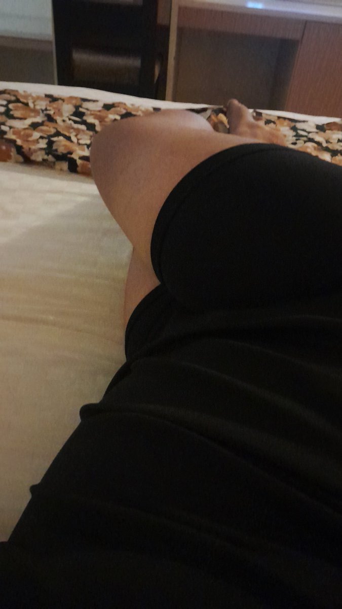 Jadi kamu datang jam berapa bebb?
Khsusu surabaya only yaa bebb 
#cder #crossdresser #cdersby