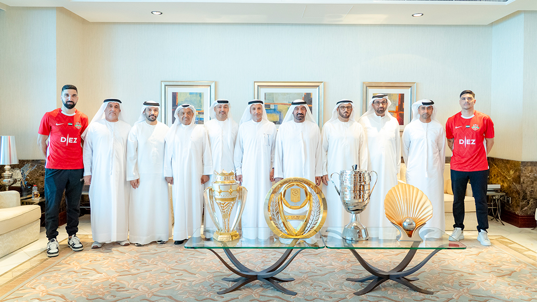 HHAhmedBinSaeed's tweet image. I was pleased to meet the champions of Shabab Al Ahli Club to celebrate their historic achievement of winning the quadruple this season claiming the President’s Cup, the ADNOC Pro League title, the Emaar Super Cup, and the UAE-Qatar Super Challenge Cup. At Dubai Integrated…