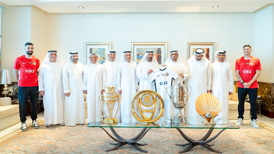 HHAhmedBinSaeed's tweet image. I was pleased to meet the champions of Shabab Al Ahli Club to celebrate their historic achievement of winning the quadruple this season claiming the President’s Cup, the ADNOC Pro League title, the Emaar Super Cup, and the UAE-Qatar Super Challenge Cup. At Dubai Integrated…