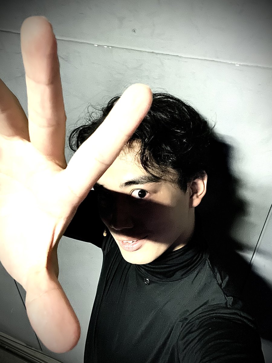 #P3L 
8公演目もうすぐ始まります。
影時間が来る。