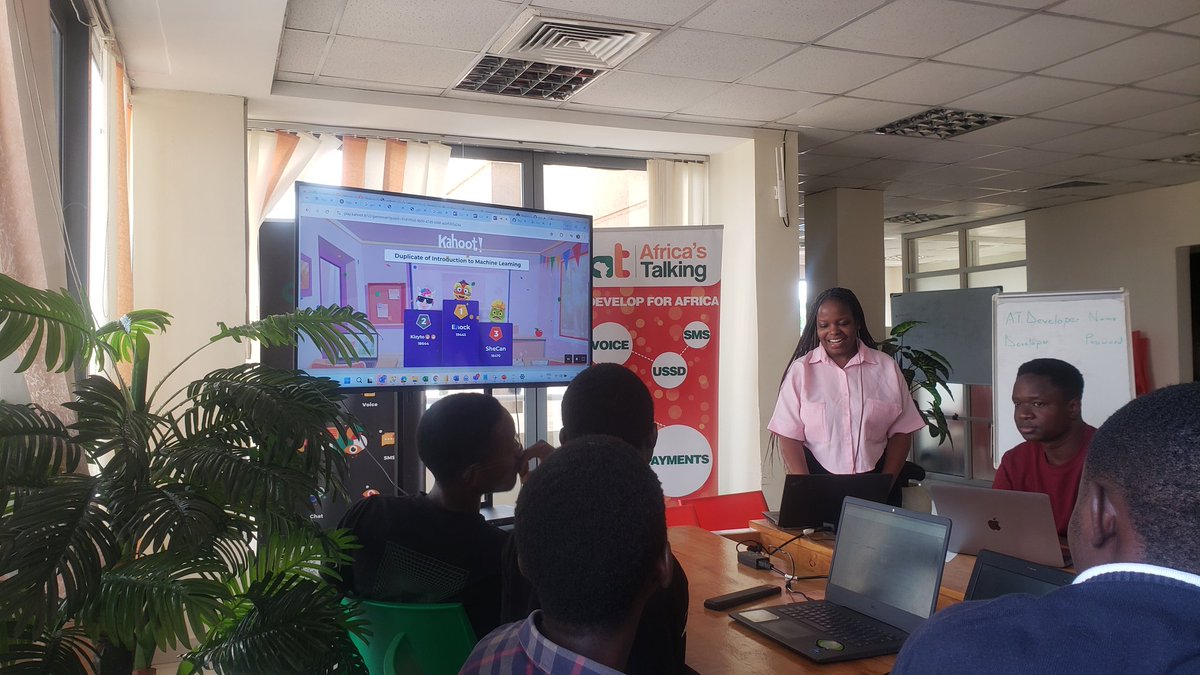 pyladieskla's tweet image. We are at  meet up and  we are already in session.