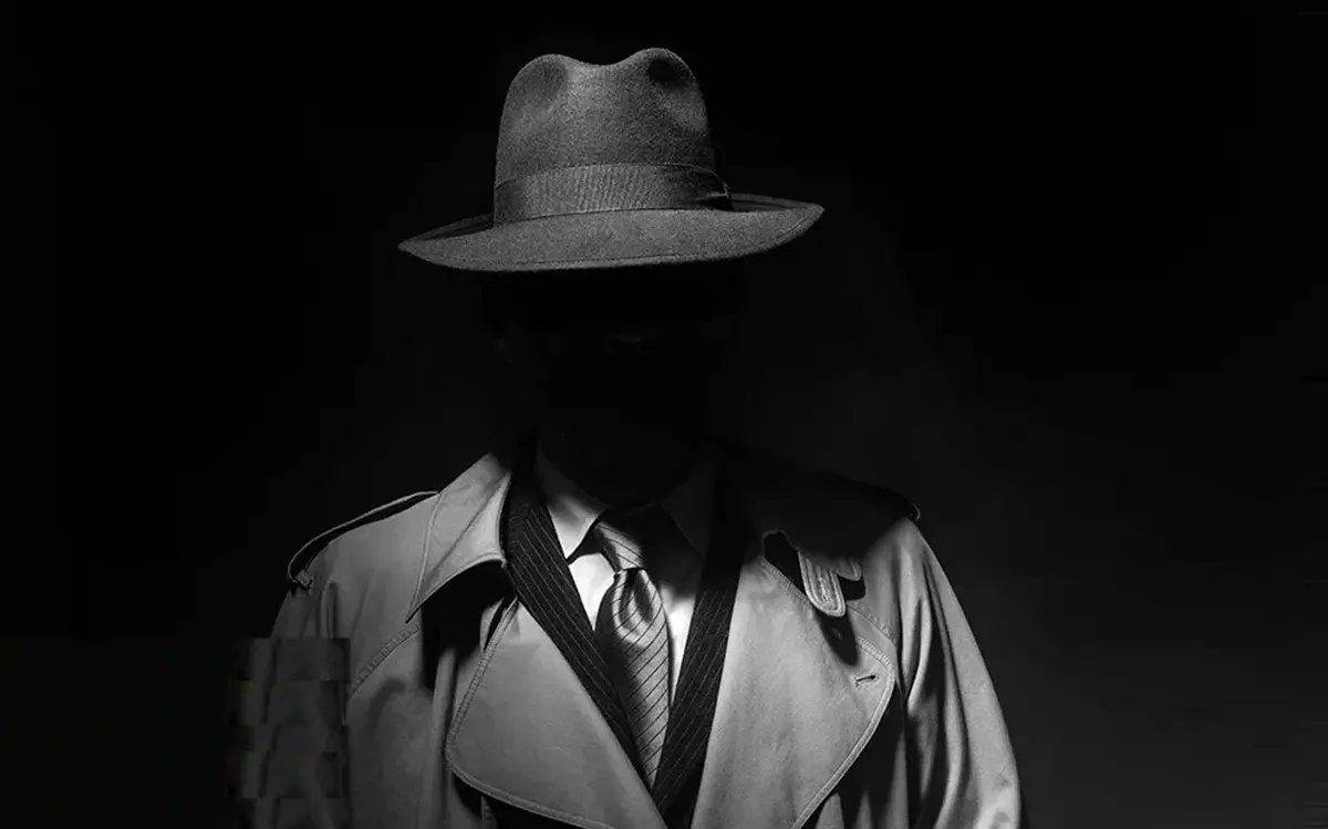 matinrazavi3's tweet image. «نفوذ» فقط از سوی «موساد» صورت نمیگیرد، در دنیای اطلاعات، رد پای CIA، MI6، MSS، SVR و دیگر سرویسها نیز پنهان نیست./ اتحاد سرویسها را «هدفها» مشخص میکنند!/ جاسوس، همیشه با «پرچم» مشخص نمیآید.
#هوشیاری