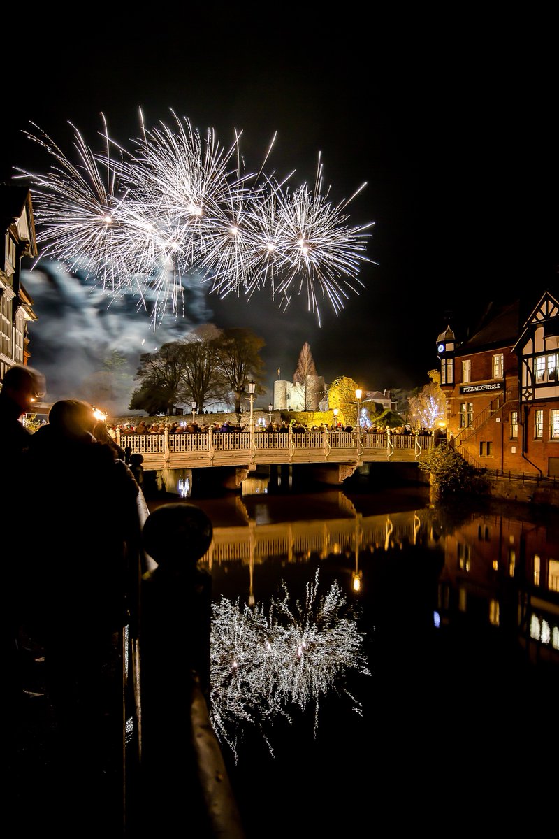 Tonbridge Rotary (@rotarytonbridge) on Twitter photo Tonbridge Rotary Christmas Festival which will be held on Sunday 30 November 2025 has been the flagship town centre event for many years attracting approx 10,000 visitors over the day.
Photo credit: Sarah Mott Photographer.
T: 07932 032078 E: sarahjanemott@gmail.com Tonbridge Rotary Christmas Festival which will be held on Sunday 30 November 2025 has been the flagship town centre event for many years attracting approx 10,000 visitors over the day.
Photo credit: Sarah Mott Photographer.
T: 07932 032078 E: sarahjanemott@gmail.com