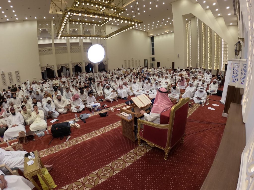 من محاضرة  تفسير سورة يوسف للشيخ عثمان الخميس 
في مسجد موضي