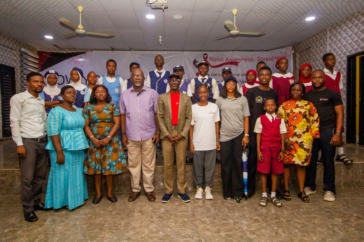 macsalveorg's tweet photo. We took sickle cell awareness to Immaculate Schools, Maryland on June 25th, educating the next generation on genotype and prevention.
One school, one session, one step closer to ending sickle cell. 🩸💡
#ShineTheLightOnSickleCell #MACSalveFoundation #GenotypeMatters https://t.co/fk4DzLq4fB