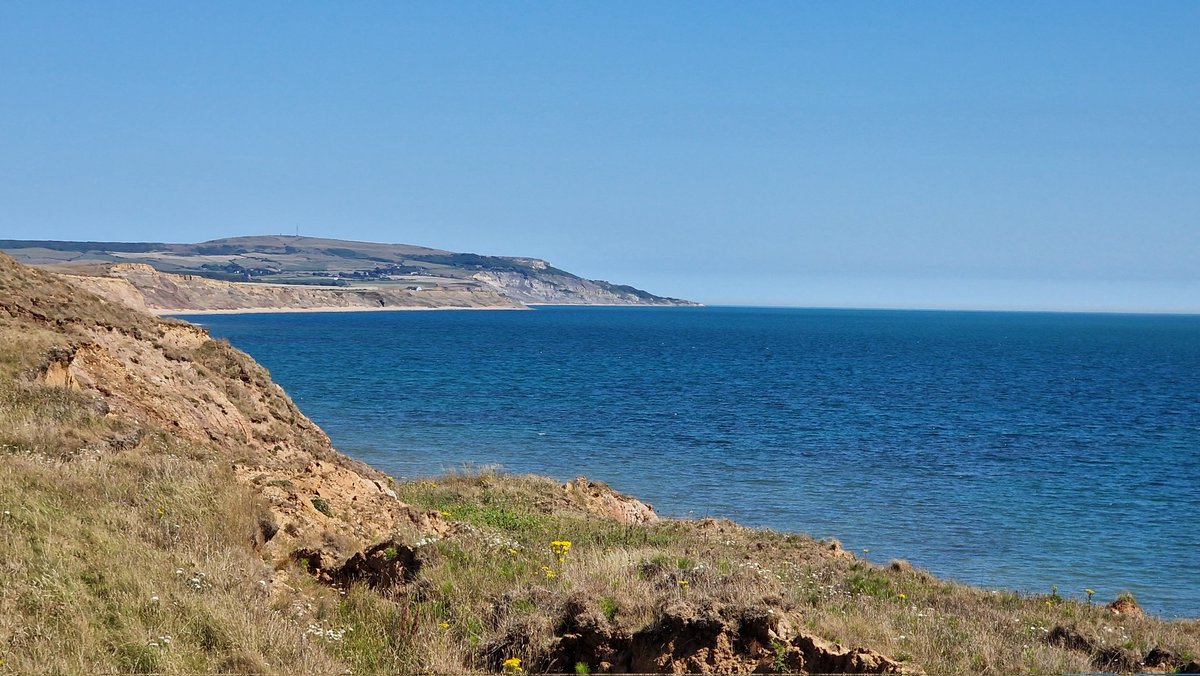 The sea breeze today was really refreshing on the #IsleofWight yesterday afternoon. I hope it is today! #pureislandhappiness