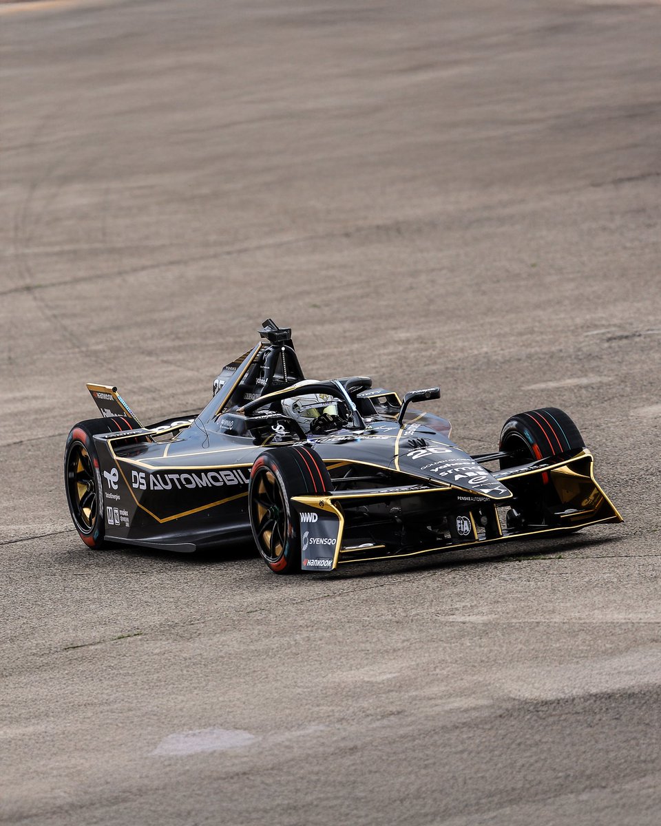 ds_penske_fe's tweet image. Ready to make more memories in Berlin 😎

#DSPENSKE
#dsperformance
#abbformulae #motorsport #formulae #BerlinEPrix
