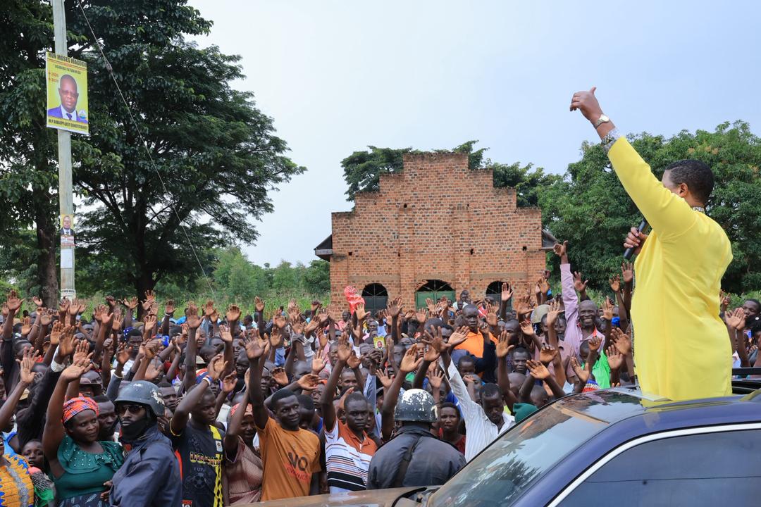 AnitahAmong's tweet image. Yesterday, I continued my community outreach across Budiope East Constituency.

 During this engagement, we discussed the effectiveness of government programs and explored ways in which Parliament can further enhance service delivery in the Busoga subregion.

I emphasised the…