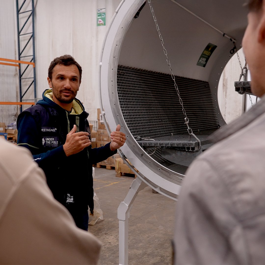 Peugeot's tweet photo. #Peugeot designers are re-imagining controls and crew comfort for @UnderThePole’s next-gen underwater habitat, Capsule II. Dive into the full story: https://t.co/ZwxaVicSjz
#UnderThePole #Sustainability #OceanExploration #OceanConservation #MarineLife https://t.co/6iMJvz8W3n