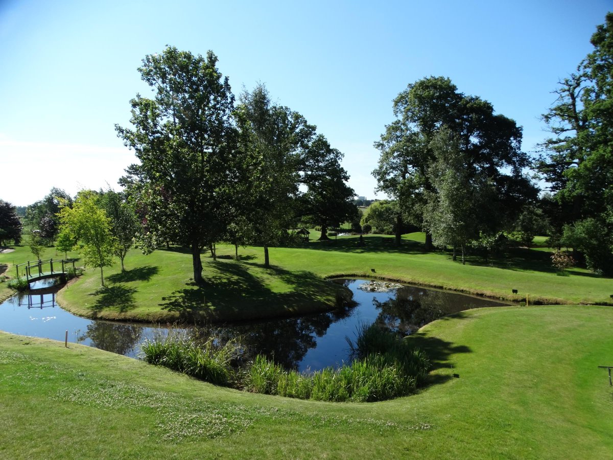 Home to the British Par-3 Championship, Nailcote Hall Golf Club has been designed to give even the most experienced golfers a test on short game.

⛳ Book a tee time: bit.ly/4eJiSOD
🏆 Learn more about the British Par-3 Championship: bit.ly/3IkBCrT