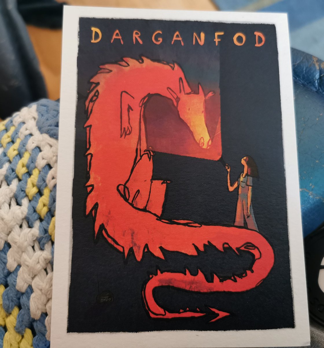 Ciciwr Elffiaid 🏴 (@kickerofelves1) on Twitter photo Dw i 'di darganfod rhywbeth diddorol am y gair' darganfod' heddiw. Dyw e ddim yn beryglus.
<a href="/SketchyWelsh/">Sketchy Welsh</a> Dw i 'di darganfod rhywbeth diddorol am y gair' darganfod' heddiw. Dyw e ddim yn beryglus.
<a href="/SketchyWelsh/">Sketchy Welsh</a>