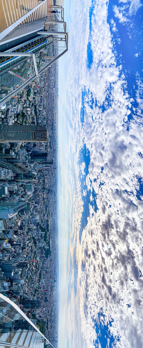 haskap1017's tweet image. 写真をタッチしていただくと渋谷スカイから見た空が広がります