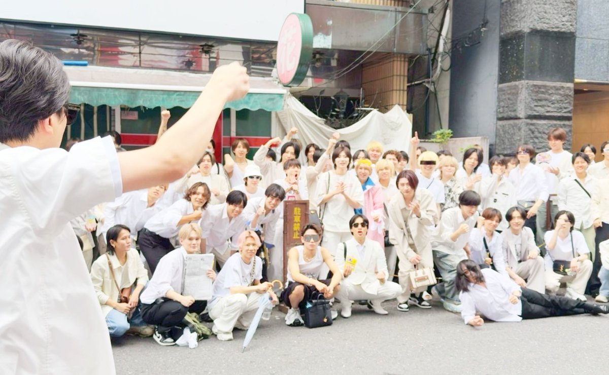 【参議院選挙2025】
#水商売でも選挙へ行こう
本日ホスト80名以上で参議院選挙の期日前投票に行ってきました！これでgroup BJ ONE'S CREATIONの投票率は80%越えとなります！