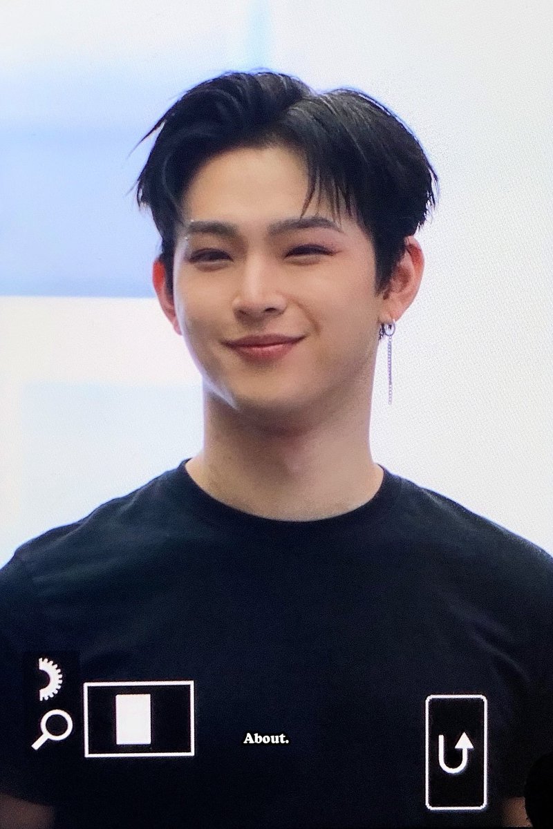 250712

♡

#원어스 #ONEUS #이도 #김건학 #LEEDO