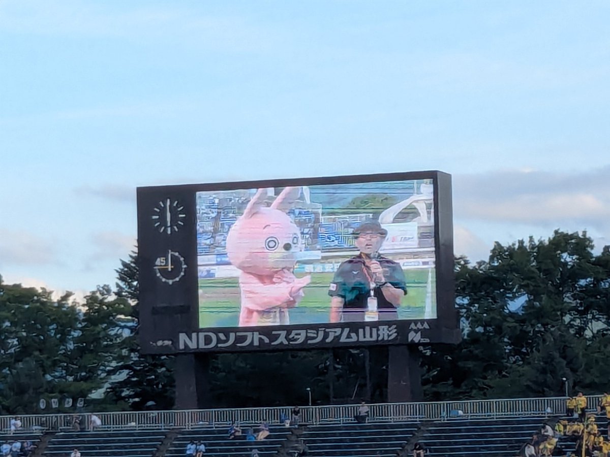 noriko2525go's tweet photo. @momoiro_usahi ウサヒお疲れ様
応援頑張ろう https://t.co/pwtPuNglEF