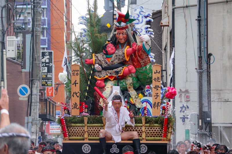 masahi_d's tweet photo. 博多祇園山笠 追い山笠馴らし
櫛田通り

1番山笠 東流
2番山笠 中洲流
3番山笠 西流
4番山笠 千代流 https://t.co/1I9sBfNjv2