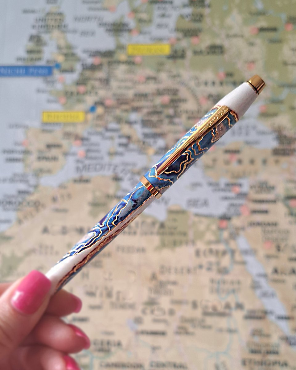 Cross #Wanderlust Fountain pen - Malta 🗺️ 
Discover the range here >> tinyurl.com/3e26jv69
#purepens #fountainpenink #fountainpen #fountainpens #fountainpennetwork #fountainpengeek #fountainpennerd #stationery #stationerygeek #stationerynerd #stationerycollector #newpenday