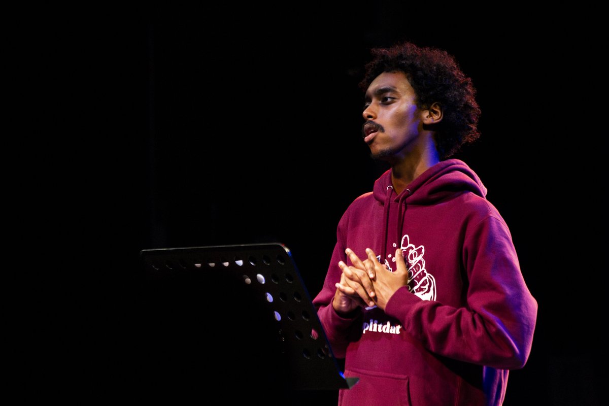 TalawaTheatreCo's tweet image. TF25’s Writers’ Showcase Part 1 was a hit!
Secure your spot NOW for Part 2. 🔥
eventbrite.co.uk/e/talawa-first…
📸 Bettina Adela
📅14 July 2025, 7.30-10pm
📍 Talawa Studio, Fairfield Halls
#writersshowcase #BlackBritishTheatre #newwriting #talawafirsts #tf25