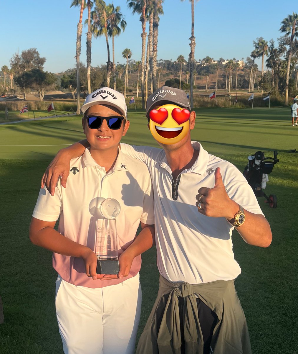 bachopapa's tweet image. 息子がついに世界大会で優勝してくれました🥹174名の世界の強豪と3日間競技で2位と三打差をつけ完全勝利でした‼️
初日2日目をノーボギーで-6.-4の一位で最終日は前半で一度逆転されたけど後半巻き返した姿は本当頼もしかったです(親バカ)もちろん時計は大切な試合を共に刻んできたこいつでした👍✨