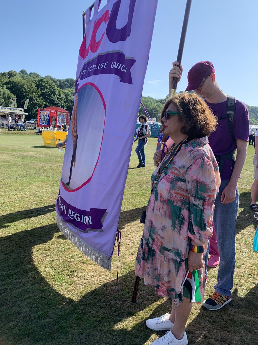 UCUNorthern's tweet image. Hot day at the #DurhamMinersGala and @ucu National President @chondrogianni is carrying our banner