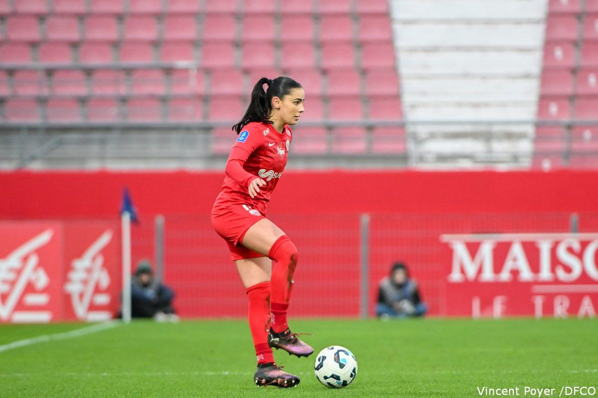 Dijon FCO (@dfco_officiel) on Twitter photo Meriame Terchoun qualifiée pour les quarts de finale de l'<a href="/WEURO2025/">UEFA Women's EURO 2025</a>.👏
Nadia Krezyman jouera son dernier match ce soir 👊
Plus d'infos 👉tinyurl.com/363bhr6p
#ArkemaPL Meriame Terchoun qualifiée pour les quarts de finale de l'<a href="/WEURO2025/">UEFA Women's EURO 2025</a>.👏
Nadia Krezyman jouera son dernier match ce soir 👊
Plus d'infos 👉tinyurl.com/363bhr6p
#ArkemaPL