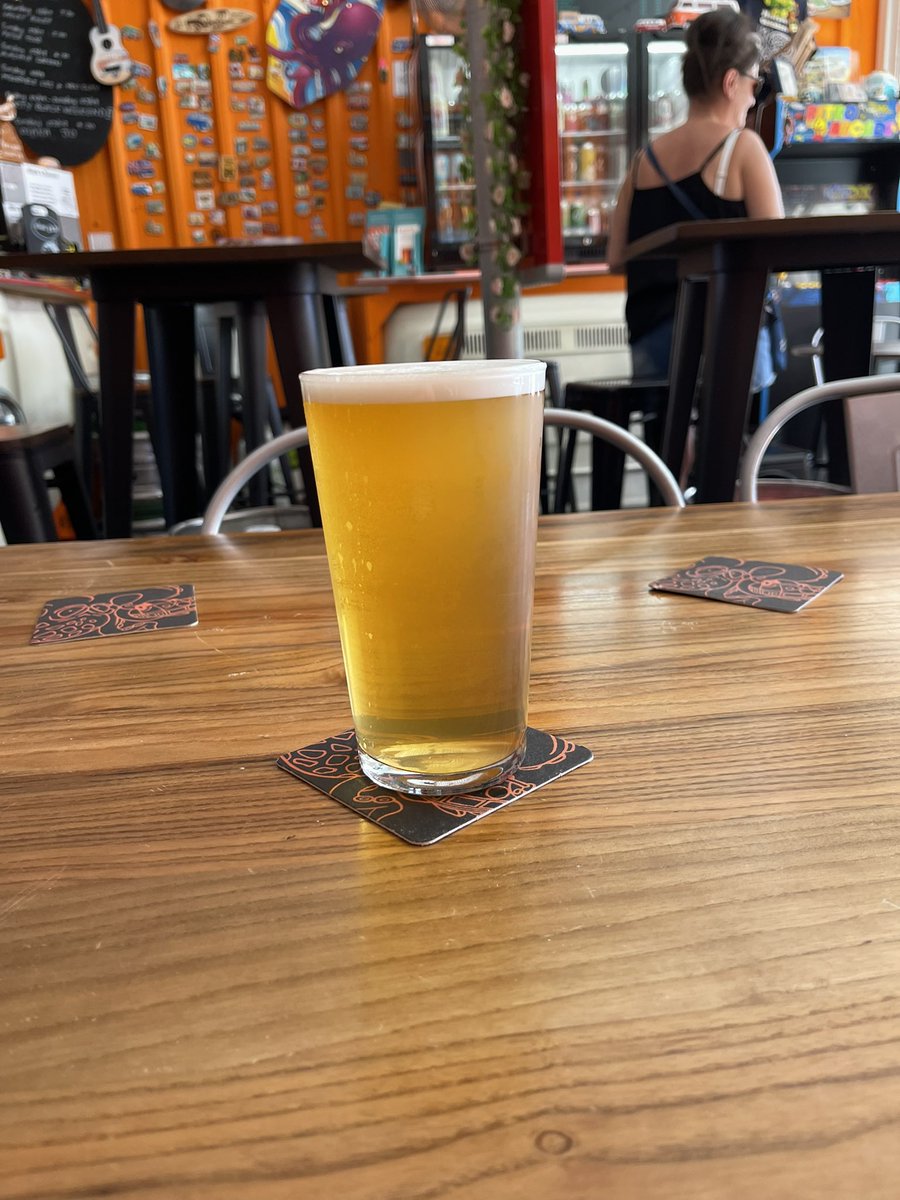 Nice pint of <a href="/durhambrewery/">The Durham Brewery</a> ‘Belma and Louise’ at Microbus Gateshead <a href="/Durhambreweryel/">elly bell</a>