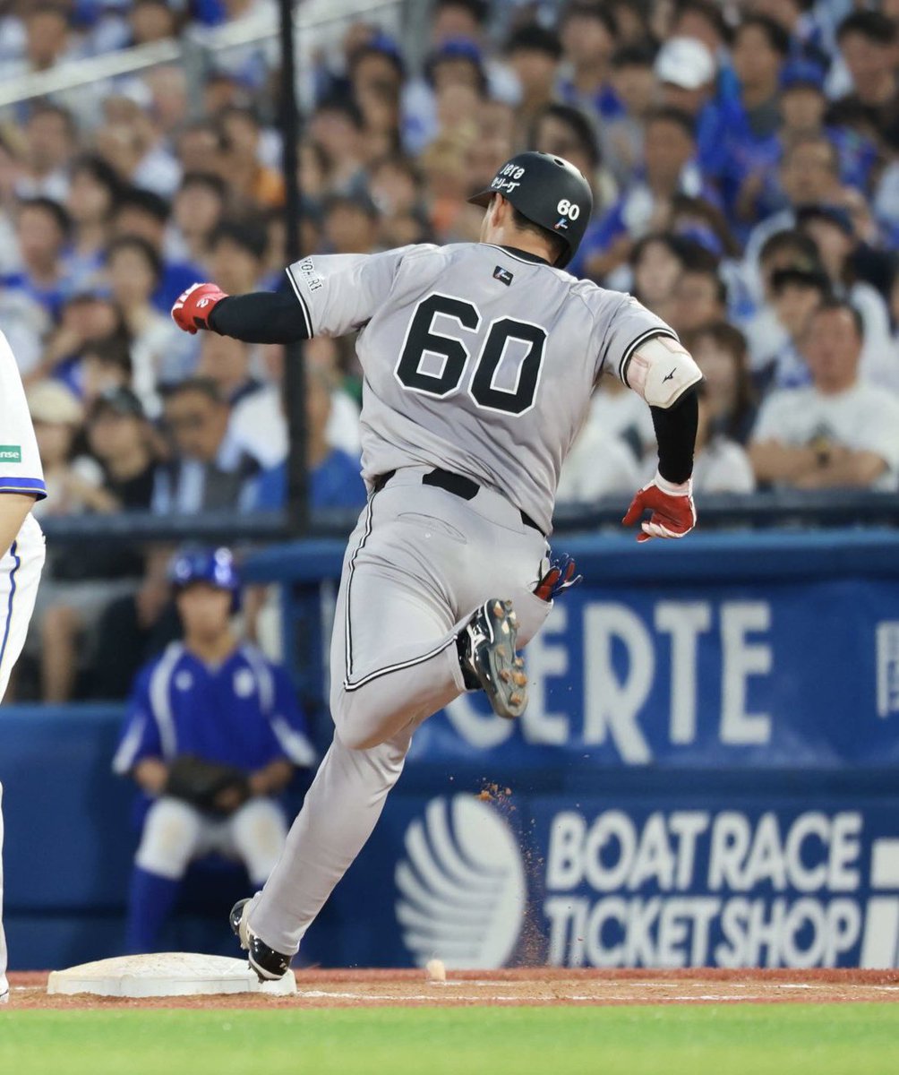X_G334ts's tweet image. うさほーー
巨人 3ｰ0 DeNA
4カードぶりの勝ち越し
7月初の連勝
今季16度目の完封勝利
2点差以上での勝利は11試合ぶり
6月以降ビジターでのカード勝ち越しは初
横浜戦6連勝
横浜戦は9勝2敗1分
横浜戦15カード連続負け越しなし
11日ぶりの貯金1
2位キープ
#giants