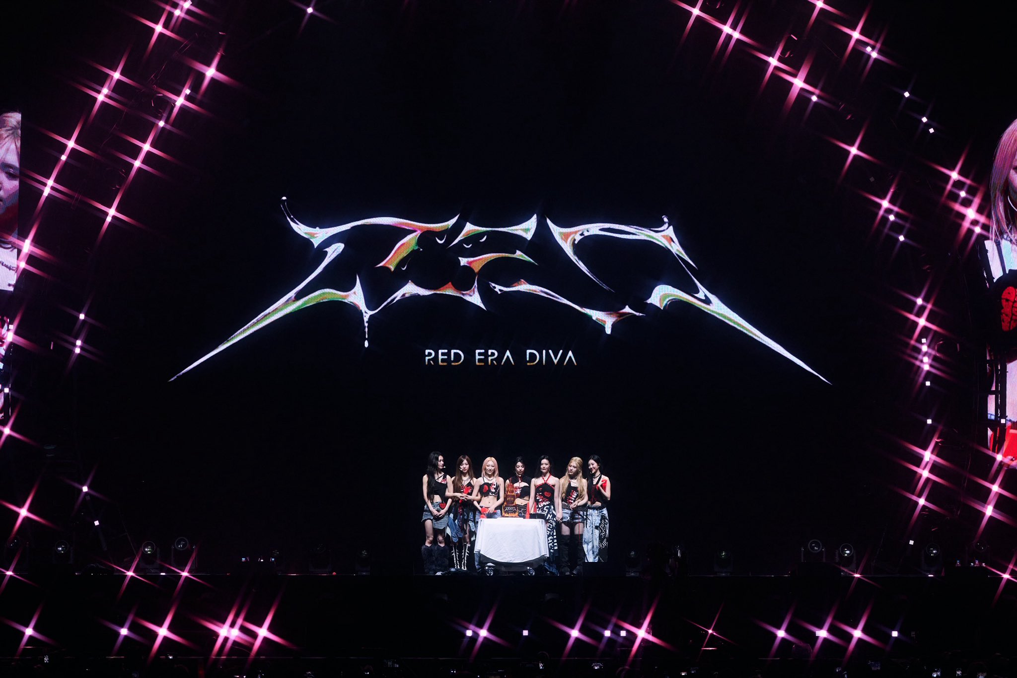 GvpbHwrbsAQv4UQ?format=jpg&name=large