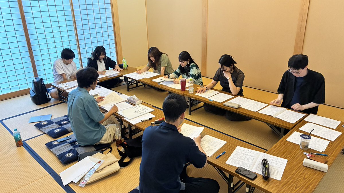 a_float_'s tweet photo. 【戯曲を読む会】

「わが町」

ご参加いただきました皆様、
本当にありがとうございました！

たくさんの方々と物語を立ち上げることができ、
理解深まるとても楽しい会となりました。

また次回、楽しい機会が作れるよう、
面白い戯曲を見つけようと思います！　
重ねて、ありがとうございました🙌！ https://t.co/Af0mLGjNVD