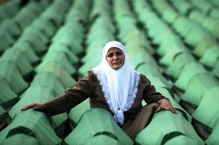 Boşnak milletinin en derin yarası: Srebrenitsa  soykırımı     #SrebrenitsaAğlıyor #srebrenica #srebrenitsa #srebrenica30