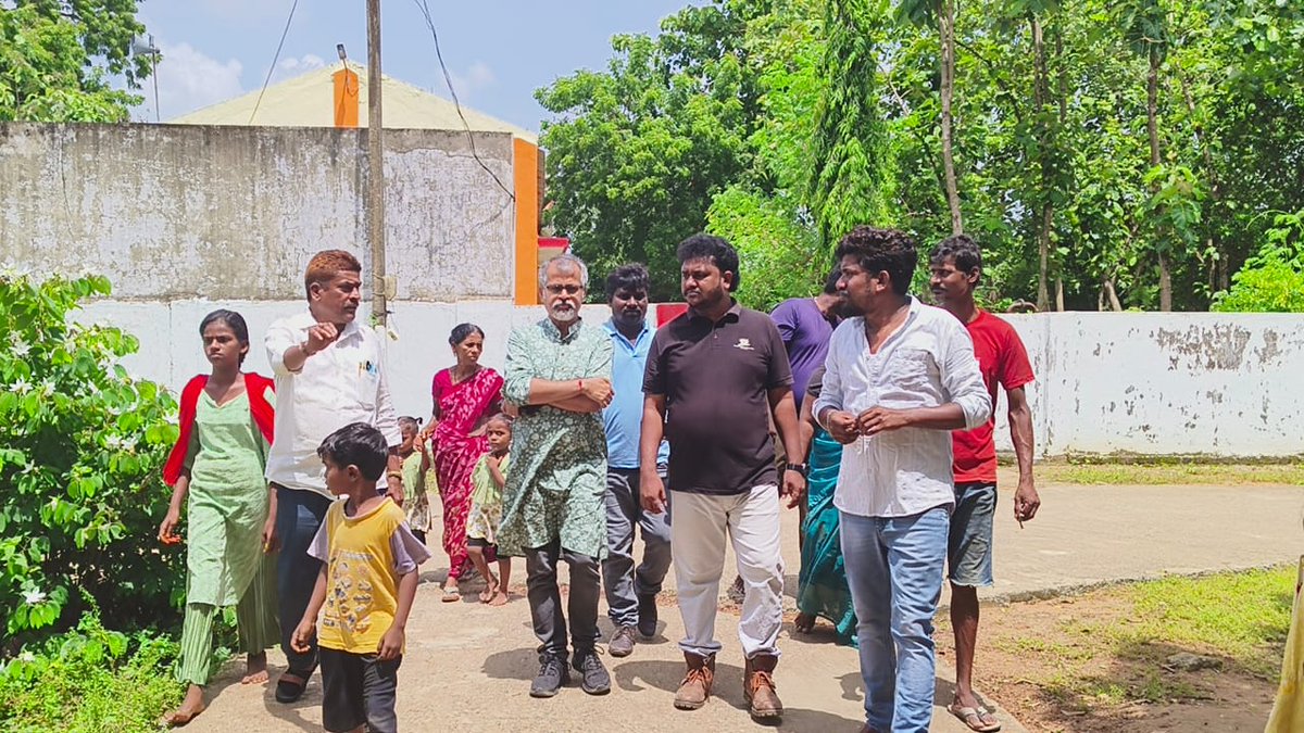 SILFIndia's tweet photo. 🌿 #SILFSamvaad – Where Every Voice Matters 🌿
Today, @Sasakawa_India CEO Mr @GaurabSen visited the leprosy colonies in Bhadradri, Kothagudem, Telangana, where he interacted with new livelihood beneficiaries supported by S-ILF under its Livelihood Program.
The residents welcomed him warmly, especially the women of the colony, with whom he held heartfelt conversations to understand their daily struggles, needs, and aspirations.
He was accompanied by the APAL state leader, reinforcing our commitment to inclusive development and dignity-driven support.
Real change begins with listening.
#RestoringDignity #India #Telangana #Livelihood #Leprosy #Stigma #HumanitarianAid #Telangana #EndLeprosy #Education #WomenEmpowerment #Samvaad #SILF #LeprosyAwareness #LivelihoodSupport #LeadershipOnGround #InclusionMatters #Telangana #EmpathyInAction