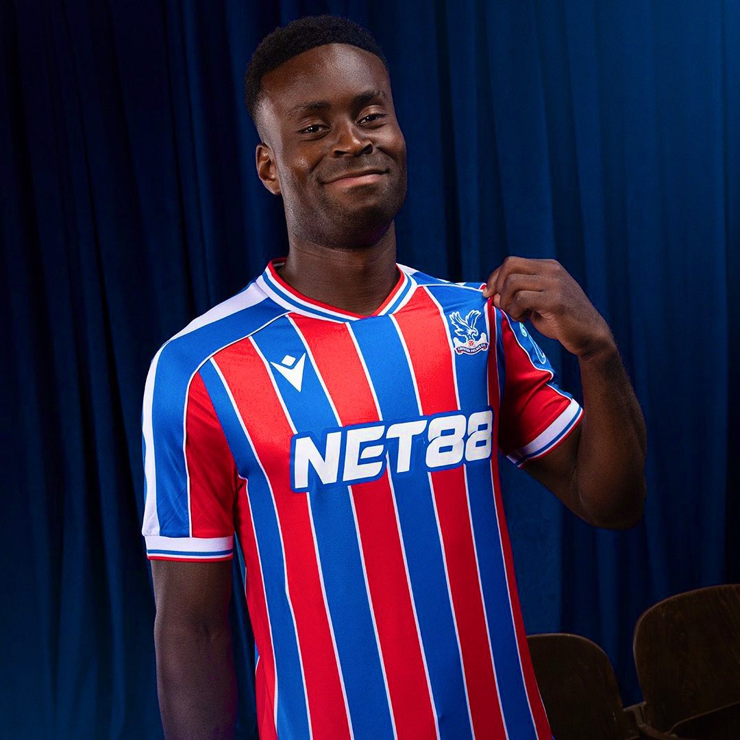 Sport__Dm's tweet photo. ๐จBREAKING: Crystal Palace launches new home jersey for the upcoming campaign. ๐ฆ
#SportDm https://t.co/3xHDUMec44
