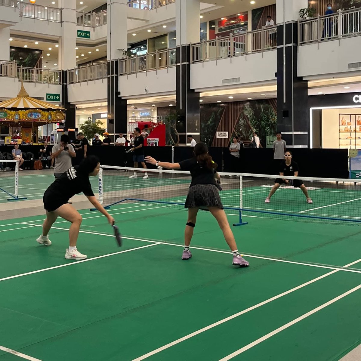 marqueetweets's tweet photo. PickleMall Day 1 is in full swing at MarQuee Mall! 🏓 

The courts are buzzing with energy as players battle it out in today’s rounds! Drop by the Activity Center and cheer on your favorites! 🙌🏼 https://t.co/NbVarwnNRd