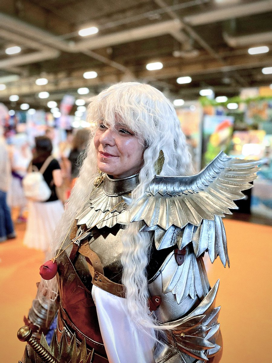 _johnnycercueil's tweet photo. Je repasse ici de manière anecdotique, mais j'ai décidé que tout le monde allait subir ma Griffith euphorie post @japanexpo https://t.co/jUOEIovoWM