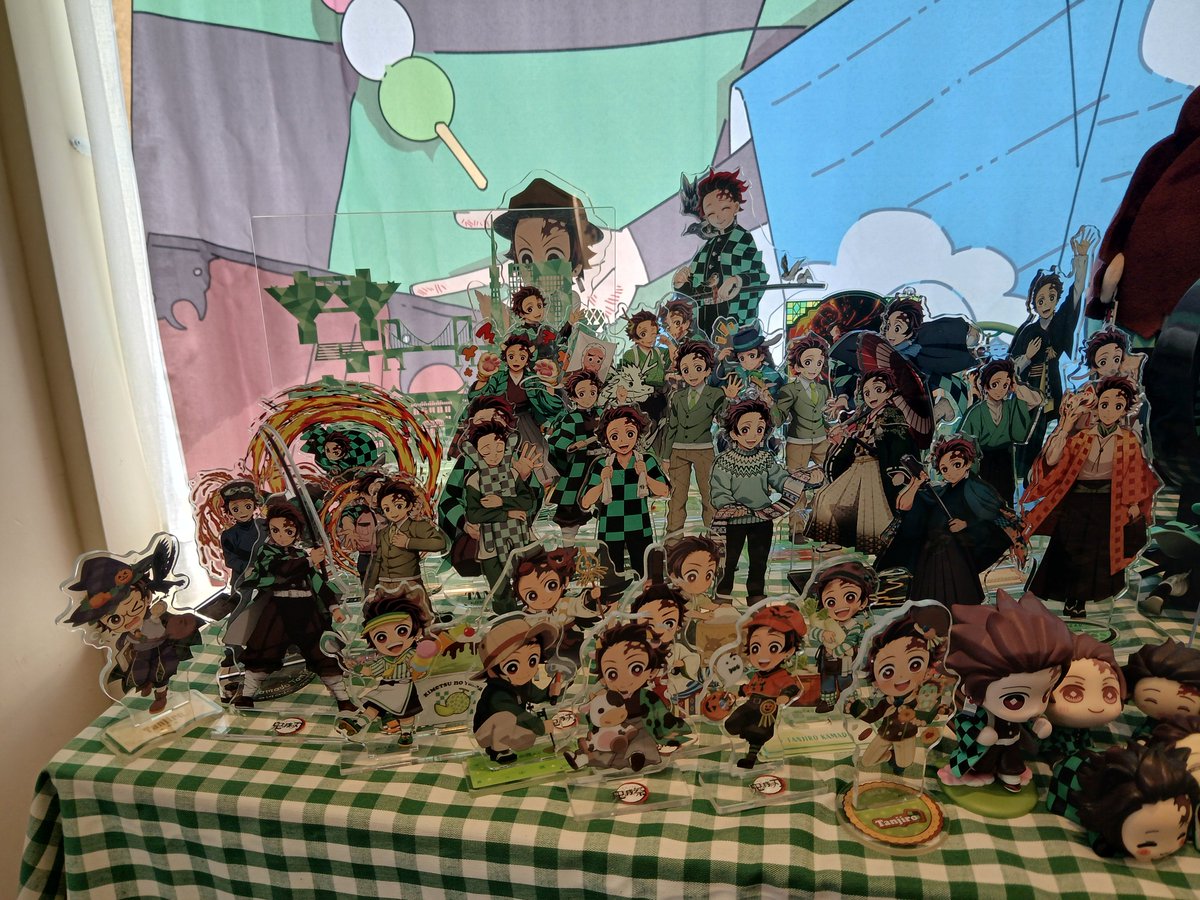 딴쥐 생카 다녀왔습니다...!
넘흐 햄볶했어요....🚰·̫🚰.....정말 딴쥐로 가득하고 전설의 딴쥐굿즈들도 실물로 보게되는 경험을....아름다운 아트가 온 사방에....