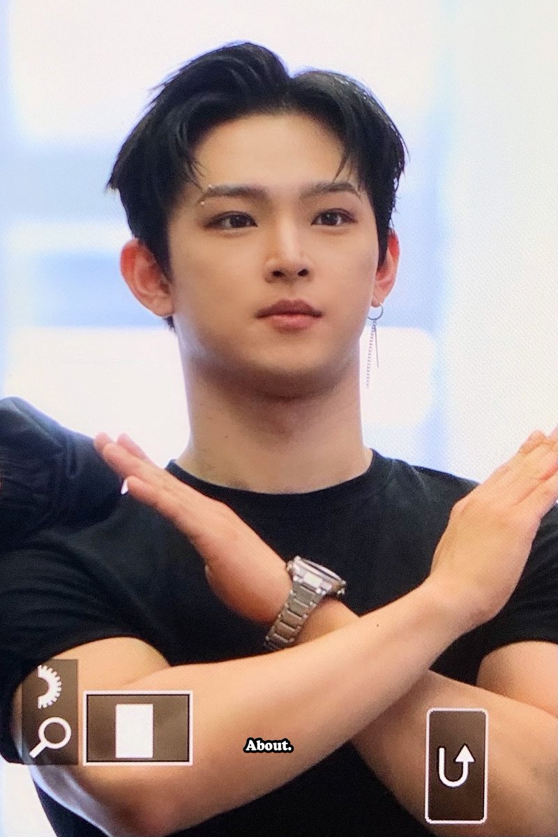 About_726's tweet photo. 250712

#원어스 #ONEUS #이도 #김건학 #LEEDO https://t.co/3xgpDXzlIU
