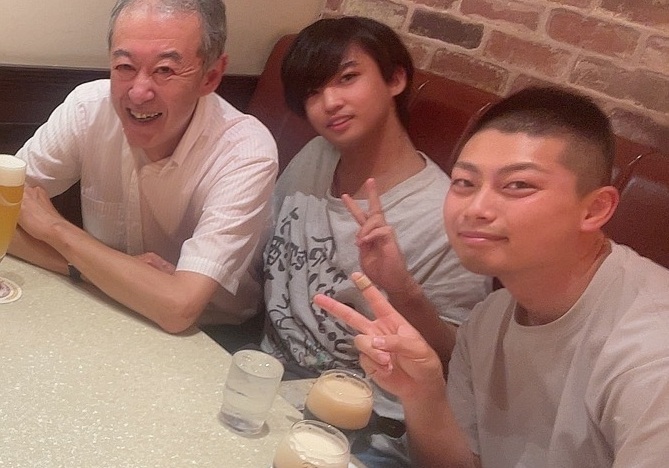 NsssHamada's tweet photo. 男はどうかというと・・・
全然変わってません。
わはは！！！ https://t.co/ZaFDZbBWBk