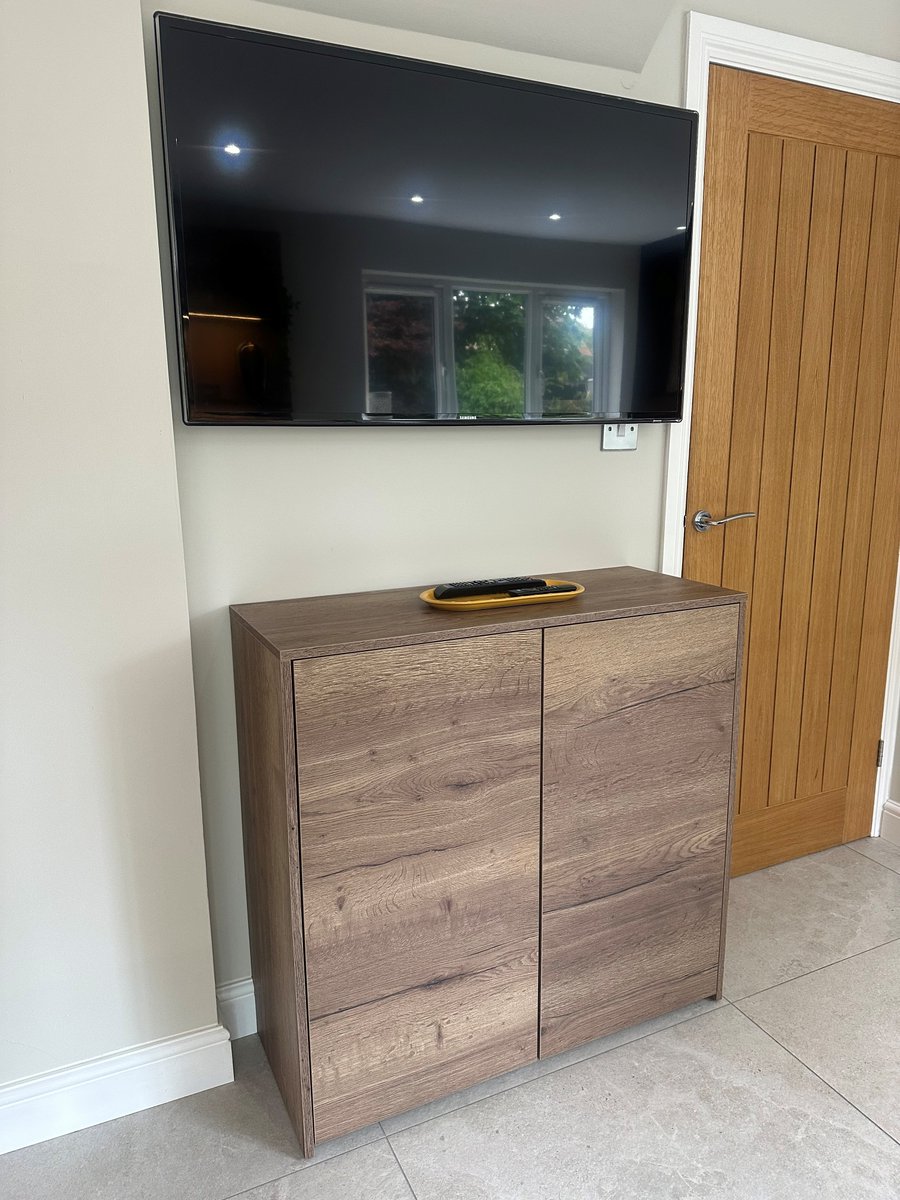 Visit our showrooms to experience the design in person and find inspiration for your own space:
 
 📍Cardiff – 17 Queen's Arcade, St Davids Centre, CF10 2BY
 
 📍Swansea – Unit 2A, Parc Tawe Retail Park, SA1 2AS

#kutchenhauscardiffandswansea