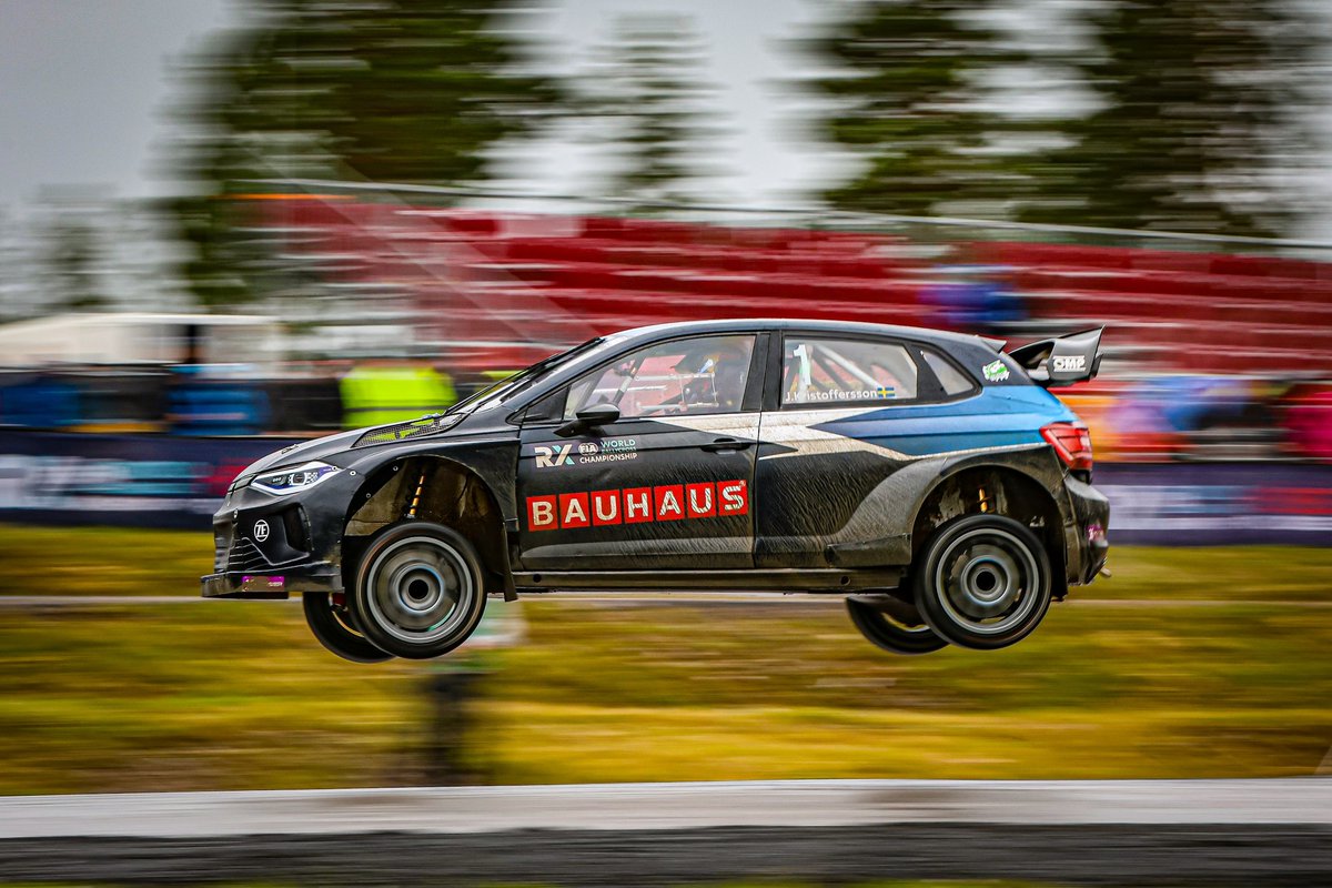 PureRallycross tweet media