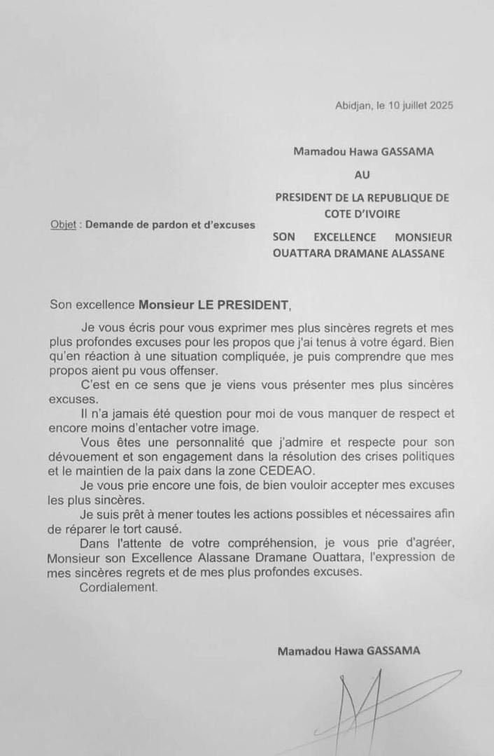 sergedanielinfo's tweet image. #Mali-CI/ L’entourage immédiat de l’officiel malien Mamadou Awa Gassama en prison à Abidjan pour notamment « offense au chef de l’état » reconnaît qu’il est auteur d’une lettre d’excuses au Président Alassane Ouattara. Voir lettre ci dessous :