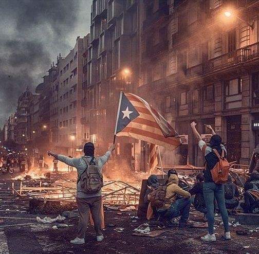 🔴🔴🔴
Dempeus som un moviment polític ciutadà que agrupa persones que volem fer possible, amb urgència, la independència de Catalunya.
Som activistes i independentistes convençuts, compromesos des de fa anys de la lluita als carrers. La gent que va posar les urnes l’1 d’octubre.