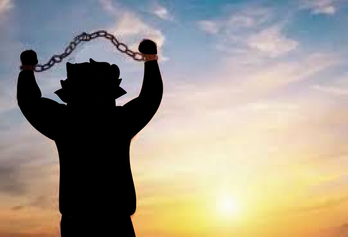 IM FINALLY DONE WITH COMMISIONS HELP