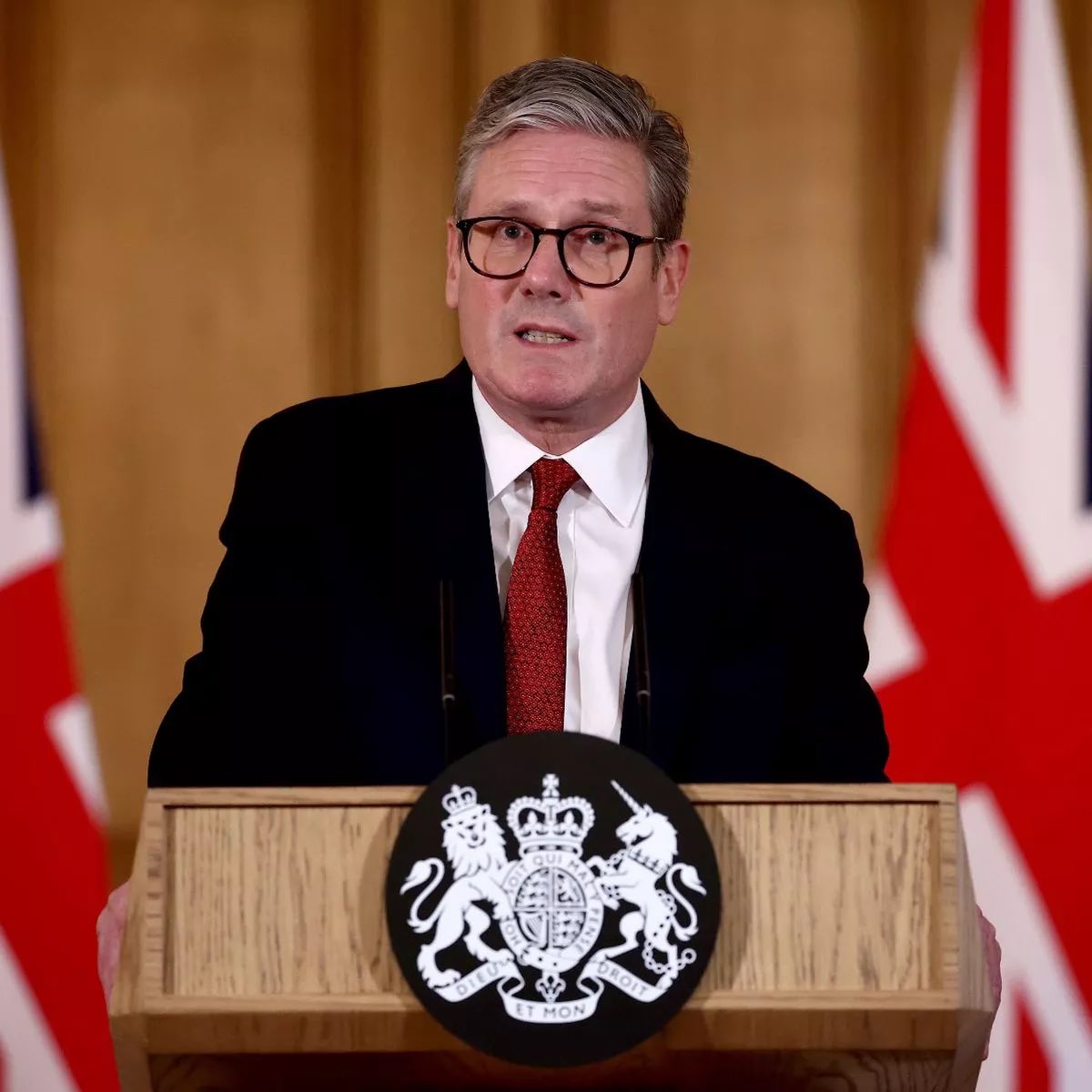 “We’re an Island full of strangers.”

“I regret saying Island full of strangers.”

“No, no I still stand by the sentiments behind the Island full of strangers comment.”

Thank you for the clarity Prime Minister. 🙃