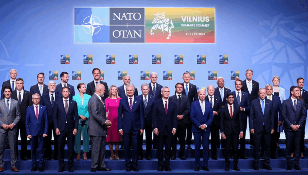 Politik Odak (@politikodakcom) on Twitter photo Lahey’deki NATO Zirvesi… Tarihinde Bir Dönüm Noktası! | Esad Mansur - <a href="/esadmansur/">esadmansur</a>
#AvrupanınAcziyeti #HaçlıİttifakıNATO #LaheyZirvesi #Yüzde5Savunma #TrumpDayatması
politikodak.com/laheydeki-nato… Lahey’deki NATO Zirvesi… Tarihinde Bir Dönüm Noktası! | Esad Mansur - <a href="/esadmansur/">esadmansur</a>
#AvrupanınAcziyeti #HaçlıİttifakıNATO #LaheyZirvesi #Yüzde5Savunma #TrumpDayatması
politikodak.com/laheydeki-nato…