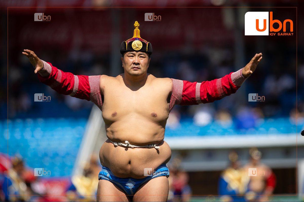 Улсын аварга П.Бүрэнтөгс НАЧИН цолны болзол хангаад буй Аймгийн арслан Ш.Отгонтөгсөөр ЗУРГАА давлаа