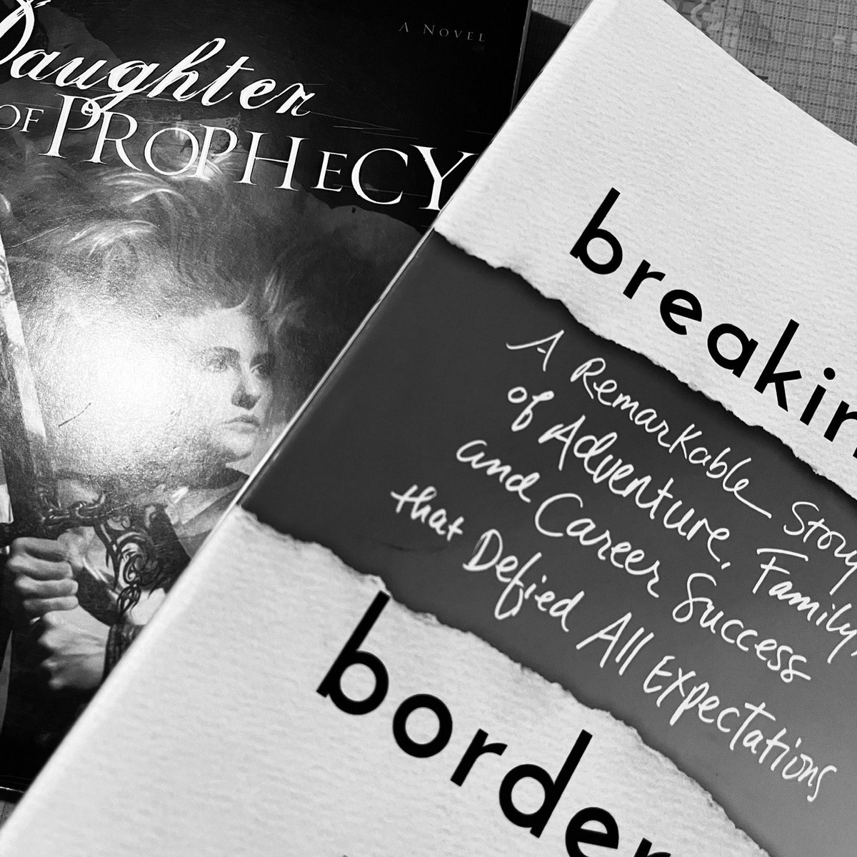 mallowsry's tweet image. Will do a review soon 🔜😌